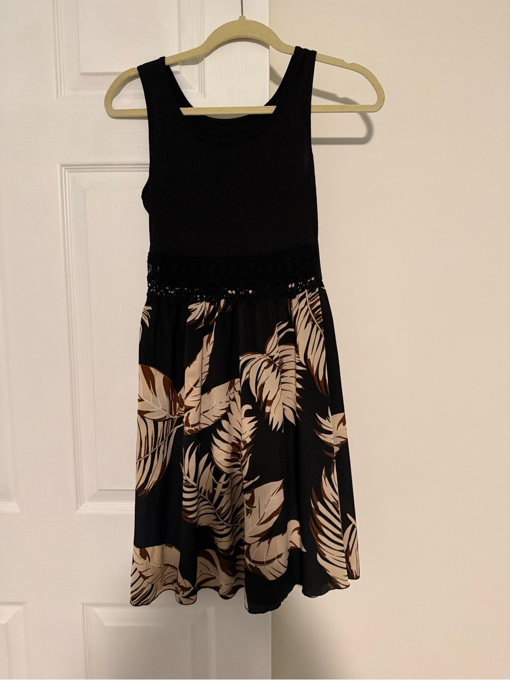 SHEIN Black Tank Dress with Beige Leaf Print